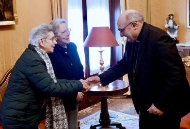 CATÓLICOS EN VALENCIA – Las Carmelitas de la Caridad de Vedruna, recibidas en Palacio Arzobispal, con motivo del bicentenario de su fundación