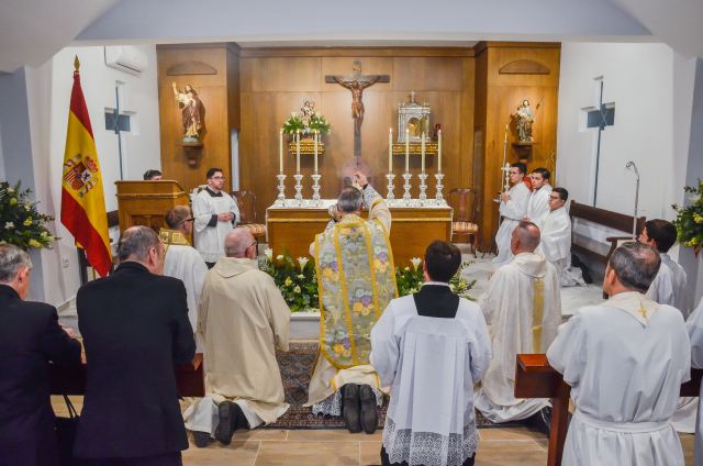 ARZOBISPADO CASTRENSE – Dedicación de la Parroquia de Nuestra Señora del Carmen de la Base Naval de Rota y Consagración del Altar