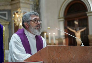 CATÓLICOS EN VALENCIA – Conferencia del plan formativo sobre la encíclica Dilexit Nos, en la Basílica del Sagrado Corazón