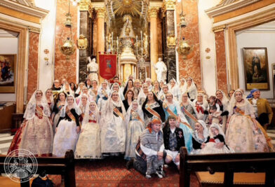 CATÓLICOS EN VALENCIA – Visita de Centros valencianos en el exterior, a la Basílica de la Virgen
