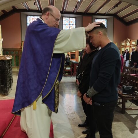 CATÓLICOS EN BARCELONA – Els Escrutinis dels Catecúmens de Montalegre