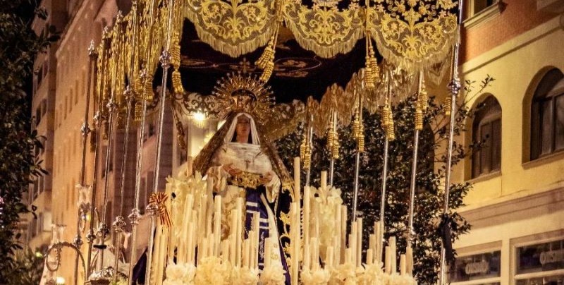 CATÓLICOS EN CANTABRIA – Ángel González, presidente de la Cofradía de la Pasión: “La Virgen de la Amargura es la imagen más antigua de cuantas procesionan en Santander”