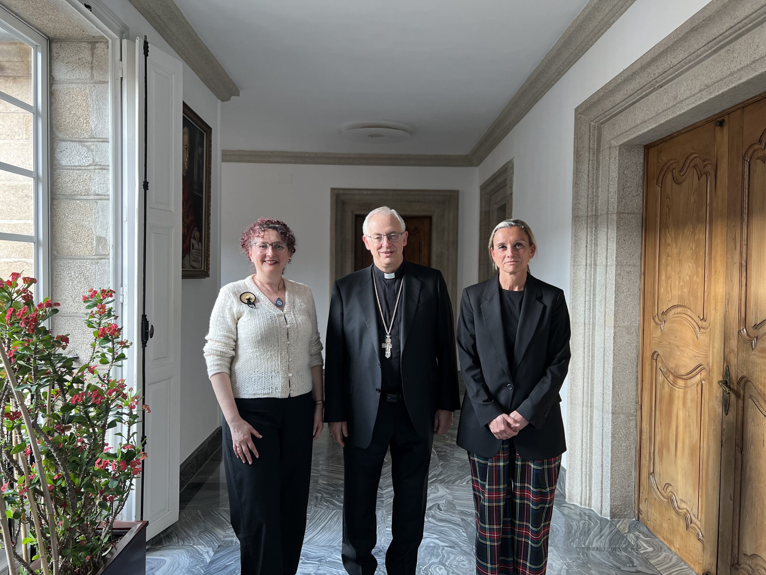 CATÓLICOS DE LUGO – O bispo de Lugo recibe a representantes de Escolas Católicas