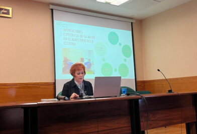 CATÓLICOS EN VALENCIA – Acompañar con el corazón: la misión de la mujer en el ministerio de la escucha