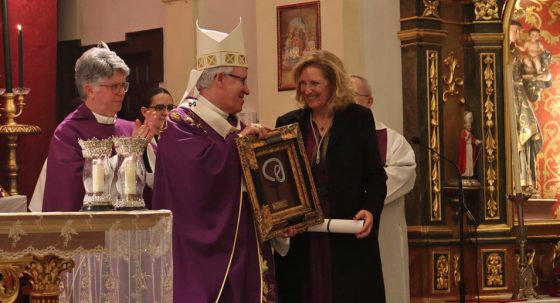 CATÓLICOS EN SEVILLA – Monseñor Saiz Meneses ha sido nombrado hermano mayor honorario de la Vera Cruz de Valencina de la Concepción