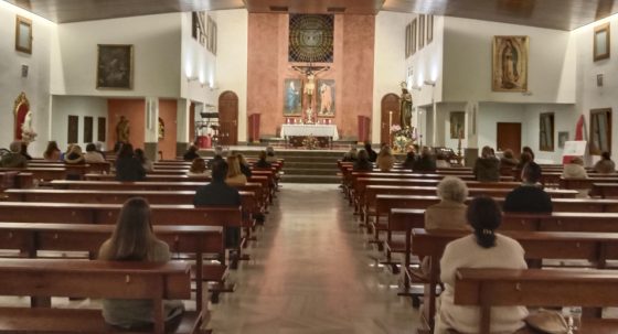 CATÓLICOS EN SEVILLA – La Parroquia del Espíritu Santo celebra su 50 aniversario con una Vigilia de Adoración Nocturna