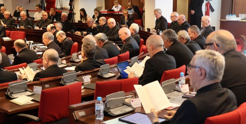 CATÓLICOS EN CANTABRIA – Monseñor Argüello en la inauguración de la Plenaria: “León XIV, visitando a algunos, nos visita a todos”