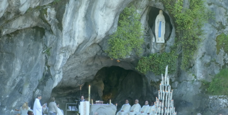 CATÓLICOS EN CANTABRIA – Monseñor Arturo Ros desde el santuario de Lourdes: “La fe es confianza”