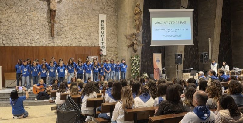 CATÓLICOS EN CANTABRIA – Monseñor Arturo Ros a los participantes en el festival de la canción misionera: “¿Qué vas a hacer tú por la vida?”