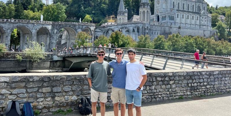 CATÓLICOS EN CANTABRIA – Alberto Báscones, de Matamorosa: “Me emociona poder adorar a Jesús en la Eucaristía, junto al Papa, en la vigilia del sábado”