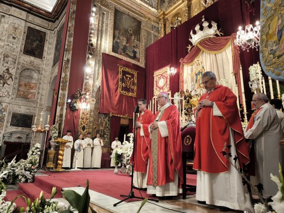 CATÓLICOS EN SEVILLA – Mons. Saiz: «Necesitamos más oración y menos autosuficiencia»