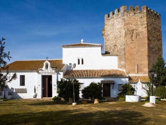CATÓLICOS EN SEVILLA – Ermita de Nuestra Señora de Villadiego, en Peñaflor (Sevilla)