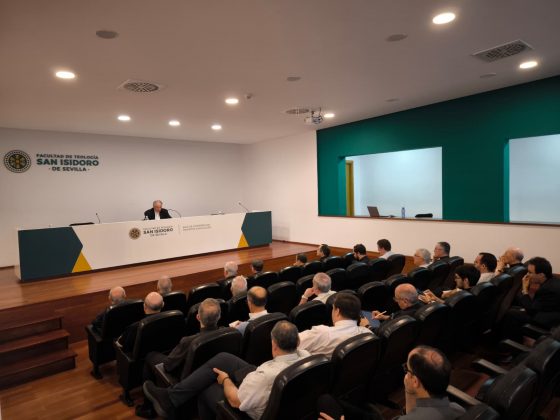 CATÓLICOS EN SEVILLA – Monseñor Morga exhorta al clero sevillano a recordar y escuchar la Palabra de Dios “con pasión”