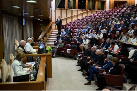 CATÓLICOS EN SEVILLA – León XIV: “los líderes laicos de la Iglesia deben fomentar la apertura y la comunión”