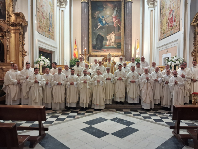 ARZOBISPADO CASTRENSE – Monseñor Aznárez preside la celebración de San Juan de Ávila en la Iglesia Catedral castrense