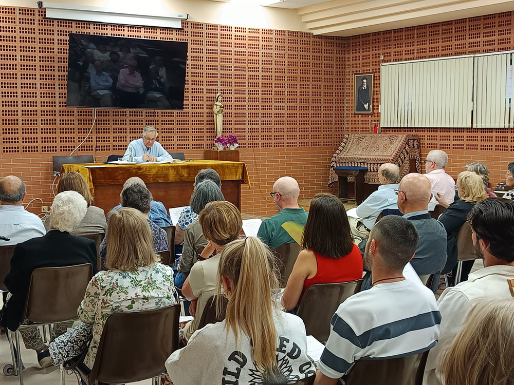 CATÓLICOS EN SEVILLA – “El misterio eucarístico está llamado a transformar la vida diaria”