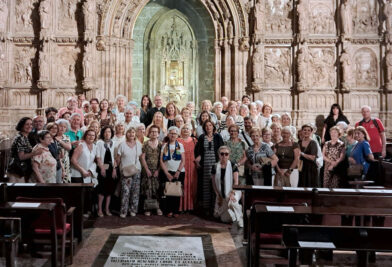CATÓLICOS EN VALENCIA – Manos Unidas Valencia peregrina a la catedral en el Año Jubilar del Santo Cáliz