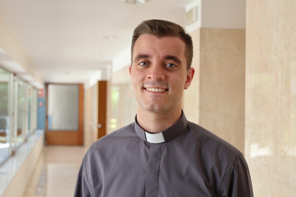 CATÓLICOS EN SEVILLA – Cristian Rodríguez: «Estoy muy agradecido al Señor por todo lo recibido»
