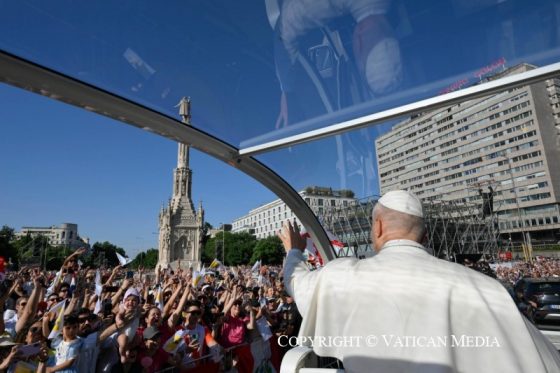 CATÓLICOS EN SEVILLA – ‘La profundidad de la mirada’ Tribuna en Diario de Sevilla (16-06-2026)