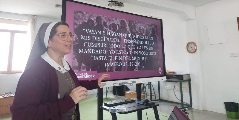 CATÓLICOS EN CANTABRIA – El Colegio La Anunciación recibe la segunda sesión formativa para la protección de menores y creación de entornos seguros