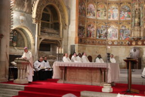 CATÓLICOS EN SALAMANCA – Mons. Retana a los miembros de Vida Ascendente: “¡Os necesitamos, por vuestra experiencia y entrega!”
