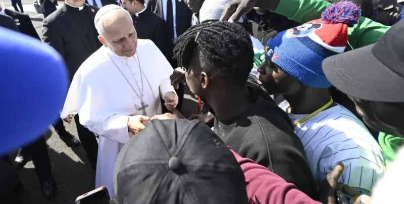 CATÓLICOS EN CANTABRIA – León XIV en su encuentro con entidades dedicadas a la acogida a migrantes: «Integrar es abrir espacio para que una persona pueda sentirse corresponsable»