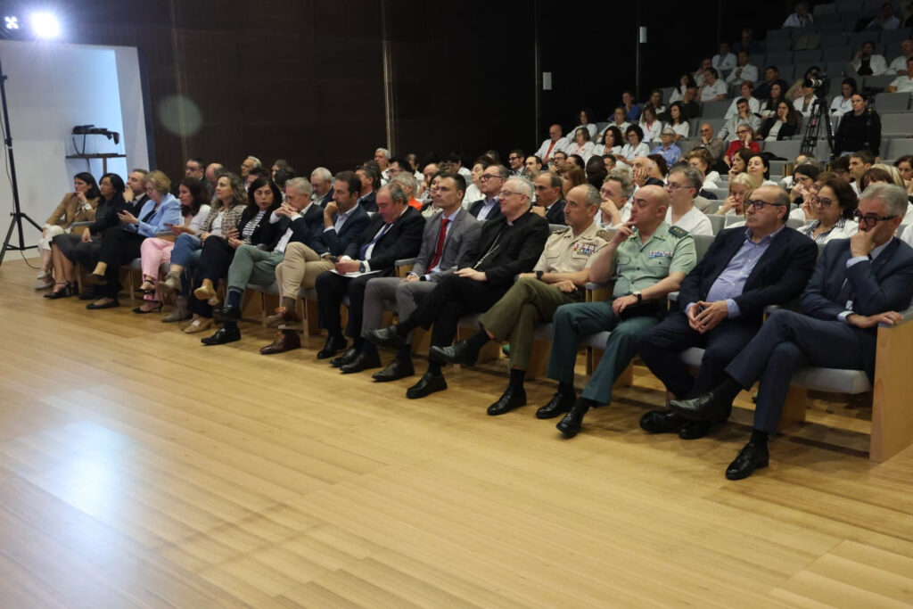 CATÓLICOS DE LUGO – Mons. Carrasco participa en el 15º aniversario del HULA
