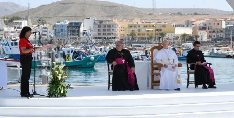 CATÓLICOS EN CANTABRIA – León XIV en Gran Canaria: «¿qué mundo hemos construido, si tantos hermanos tienen que arriesgar la muerte para buscar la vida?»