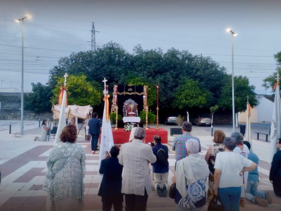 CATÓLICOS EN SEVILLA – La Adoración Nocturna Española celebró la Vigilia de las Espigas