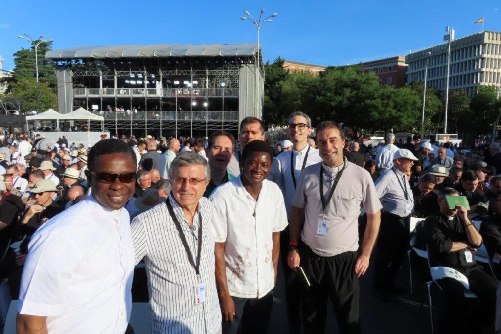 CATÓLICOS EN FERROL – Claretianos y familia claretiana con el papa León XIV