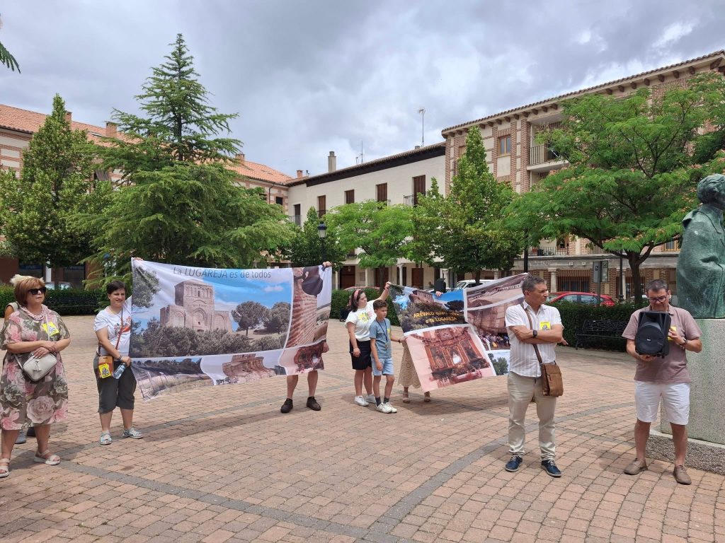 CATÓLICOS EN ÁVILA – Simbólica «romería» de La Lugareja en la parroquia: los fieles de Arévalo vuelven a pedir el acceso a su ermita