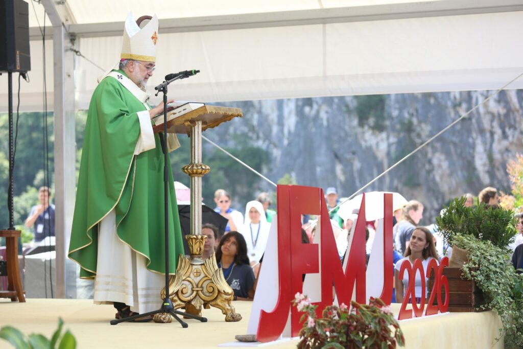 CATÓLICOS DE ASTURIAS – El Papa a los jóvenes en la JEMJ: «Que del encuentro con el Corazón de Cristo y de su Madre se robustezca en vosotros la voluntad para hacer realidad vuestros ideales de vida plena» 