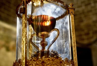 CATÓLICOS EN VALENCIA – Una gran Vigilia eucarística diocesana concluirá el Año Santo del Santo Cáliz el próximo mes de octubre