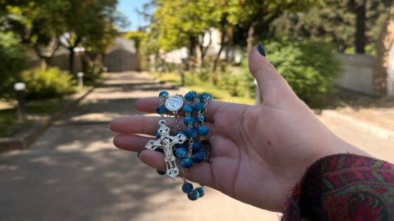CATÓLICOS EN SEVILLA – Monseñor Teodoro León | Un verano para dejar descansar el corazón en Dios