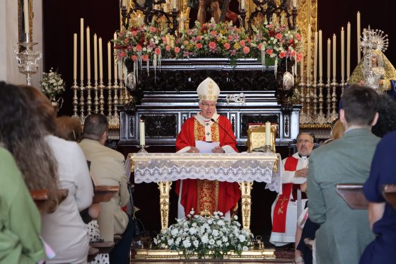 CATÓLICOS EN SEVILLA – El arzobispo anima a los fieles de Burguillos a vivir una fe coherente siguiendo el ejemplo de san Cristóbal Mártir