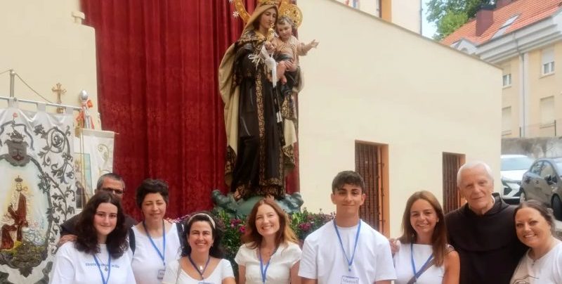 CATÓLICOS EN CANTABRIA – Padre Ajay Nazareth, párroco del Carmen y Santa Teresa: “Me impactó la cantidad de gente que pasó durante el día para venerar a la Virgen del Carmen”