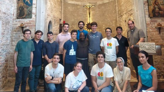 CATÓLICOS EN SEVILLA – De Asís a Taizé, pasando por París y Sevilla: el intenso verano de la Pastoral Universitaria