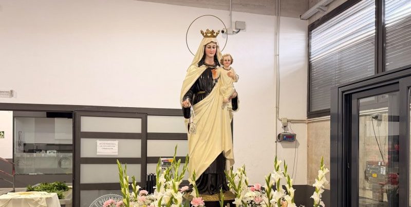 CATÓLICOS EN CANTABRIA – Monseñor Arturo Ros, en la fiesta del Carmen en Laredo: “Que María nos siga guiando en los caminos de nuestra vida”