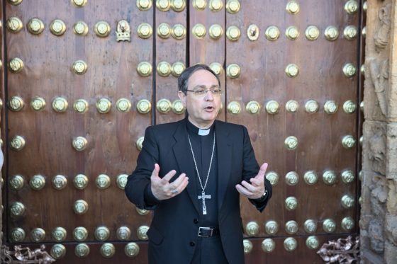 CATÓLICOS EN SEVILLA – Monseñor León sobre las visitas pastorales: “Se está dando una gran participación de los laicos”