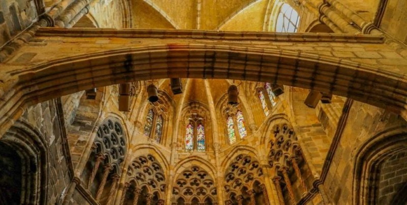 CATÓLICOS EN CANTABRIA – José Manuel Ortiz, delegado de Patrimonio: “La iglesia que más sorprende al visitante es la de Castro Urdiales”