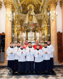 CATÓLICOS EN VALENCIA – Misa de fin de curso de la Escolanía con confirmación de escolanes y besamanos a la Mare de Déu