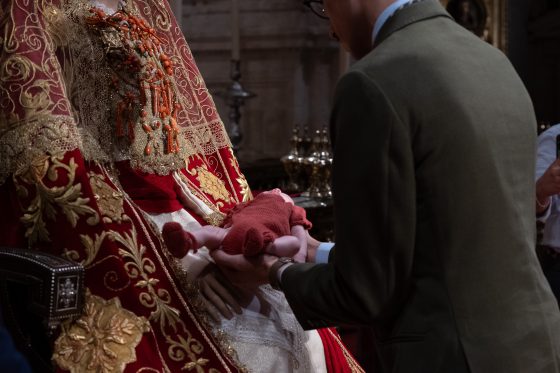 CATÓLICOS EN SEVILLA – Besamanos a la patrona de Sevilla y su Archidiócesis