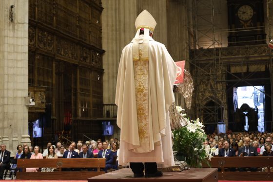 CATÓLICOS EN SEVILLA – “La fidelidad silenciosa es la que ha dado verdadera consistencia espiritual a esta tierra”