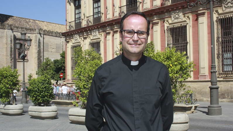 CATÓLICOS EN SEVILLA – Antonio Rodríguez Babío: «El patrimonio de la Iglesia es un legado que tenemos la obligación de conservar»