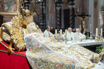 CATÓLICOS EN VALENCIA – La Catedral celebra este sábado la solemnidad de la Asunción
