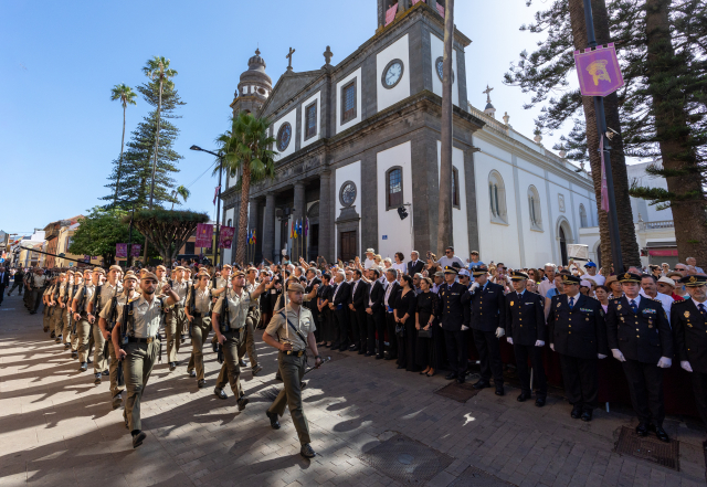 ARZOBISPADO CASTRENSE – El RACA 93 de Tenerife participa en los Actos del Cristo de La Laguna