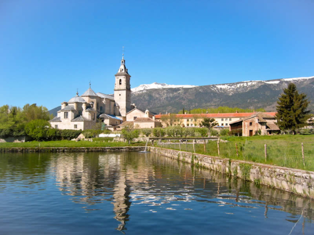 ARZOBISPADO CASTRENSE – El Seminario Castrense “Juan Pablo II” inicia el curso académico con los Ejercicios Espirituales en el Monasterio del Paular