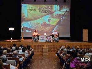 CATÓLICOS EN SALAMANCA – La Jornada de Formación llama a toda la diócesis a ser “constructores de unidad y de comunión”