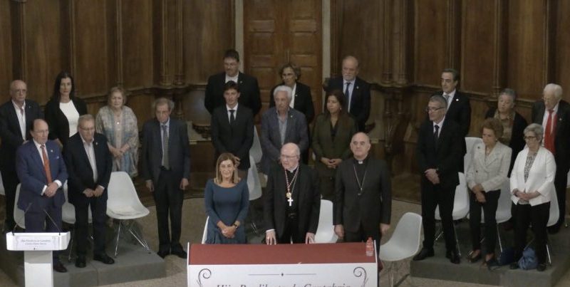 CATÓLICOS EN CANTABRIA – Buruaga entrega la distinción de Hijo Predilecto de Cantabria al cardenal Osoro: “Hoy, rendimos sentido homenaje a uno de los mejores de los nuestros”