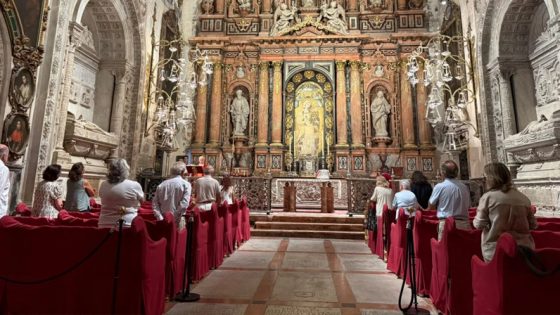 CATÓLICOS EN SEVILLA – La Catedral retoma las misas en inglés y francés y la celebración en lengua de signos